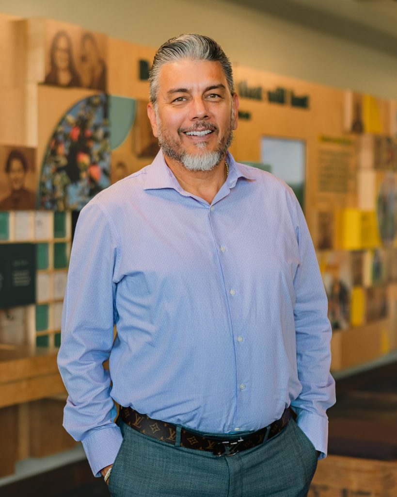 The current image has no alternative text. The file name is: Web-1-3.jpg